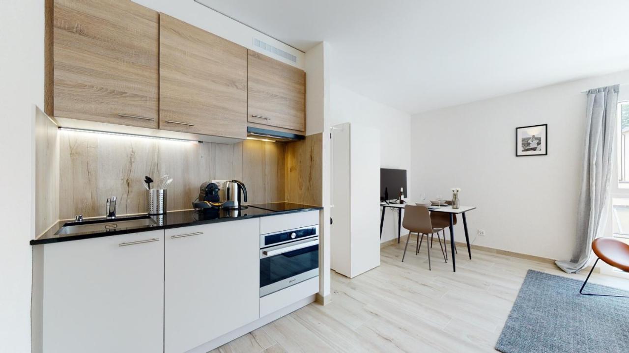 Nonanteneuf Appart Hotel Aigle - Contactless Check-In 外观 照片