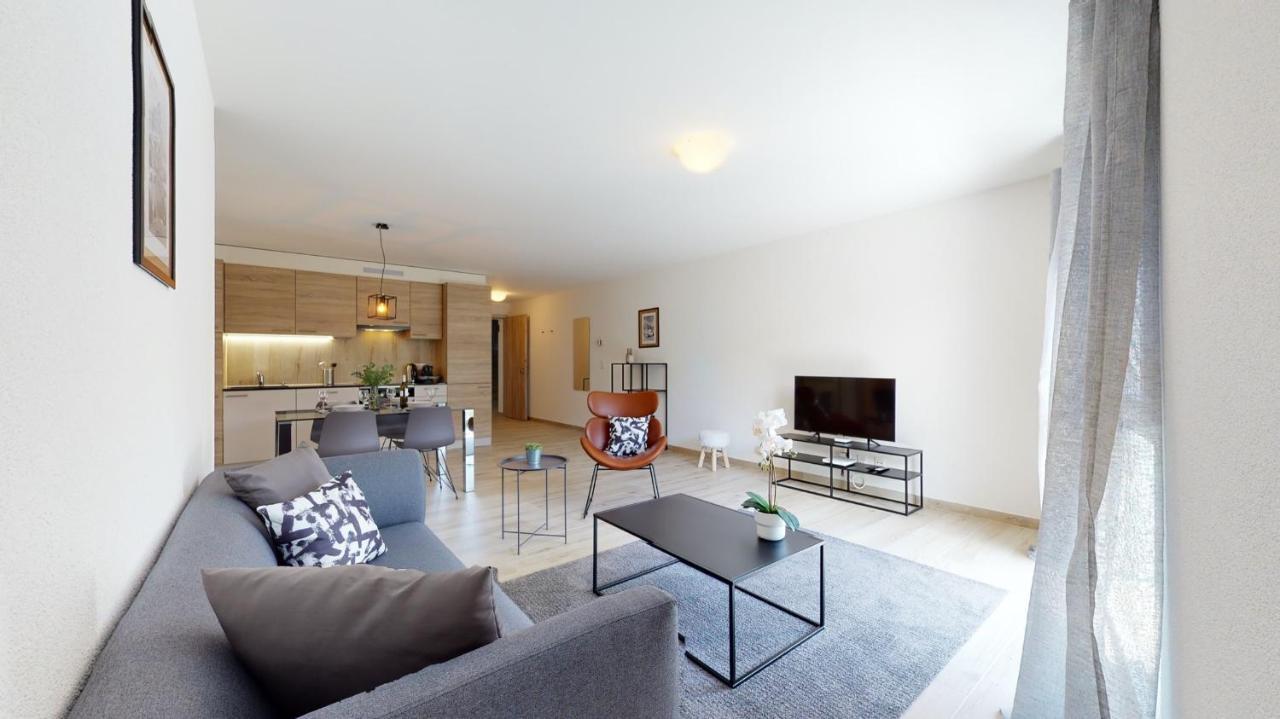 Nonanteneuf Appart Hotel Aigle - Contactless Check-In 外观 照片