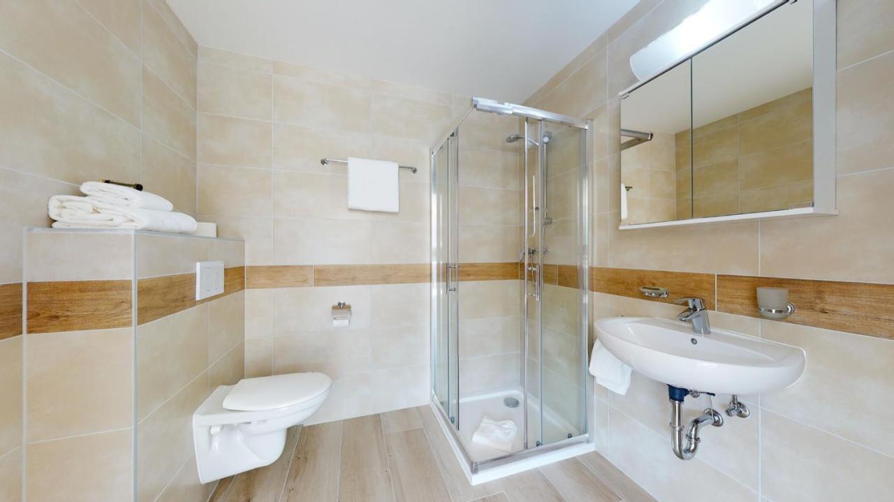 Nonanteneuf Appart Hotel Aigle - Contactless Check-In 外观 照片