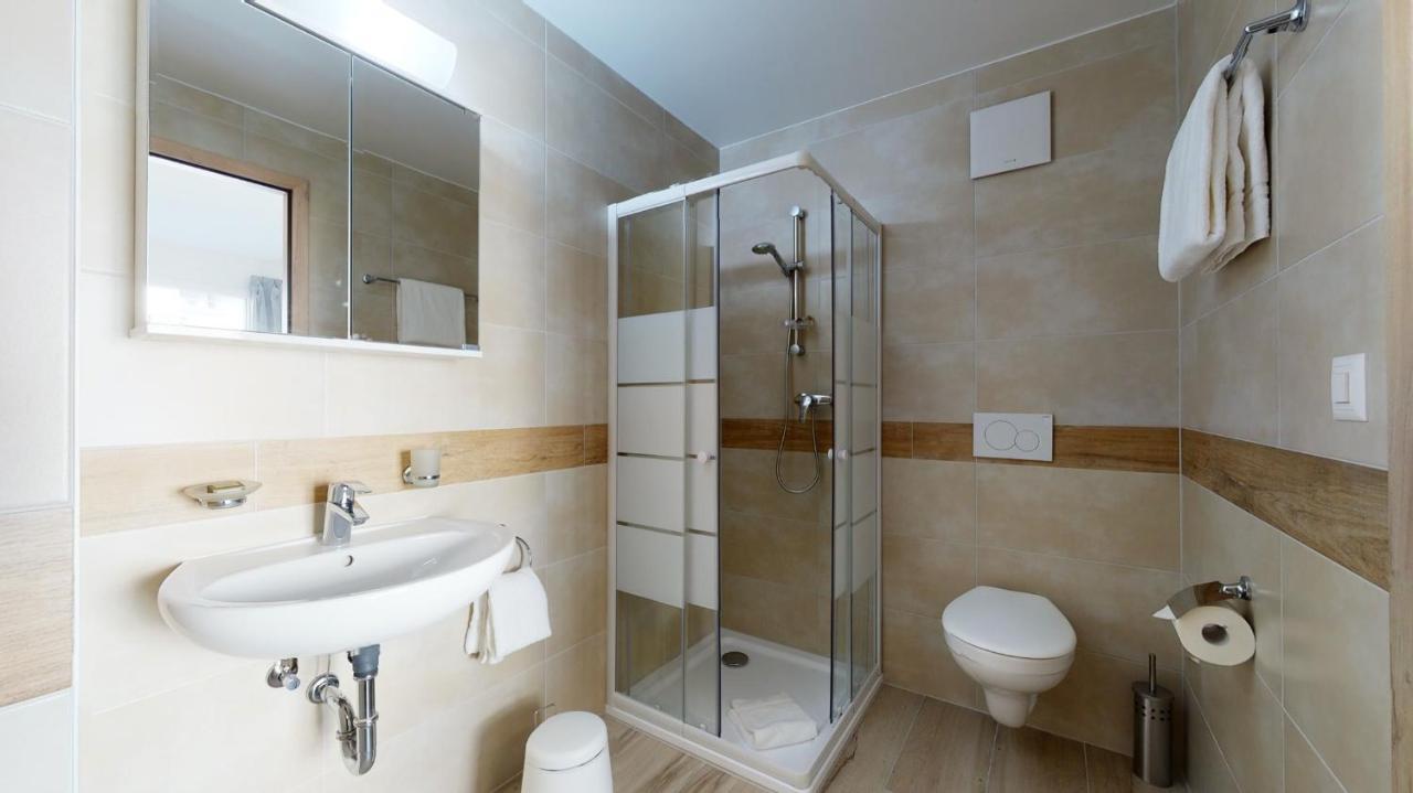 Nonanteneuf Appart Hotel Aigle - Contactless Check-In 外观 照片